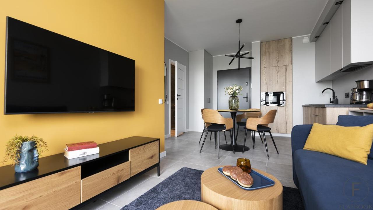Flatbook - City Center Apartments Chlebova With Gym Gdansk Bagian luar foto